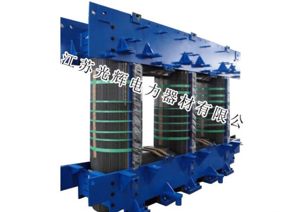 �ͽ�ʽ��ѹ������