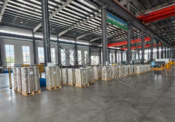 ��ѹ����о