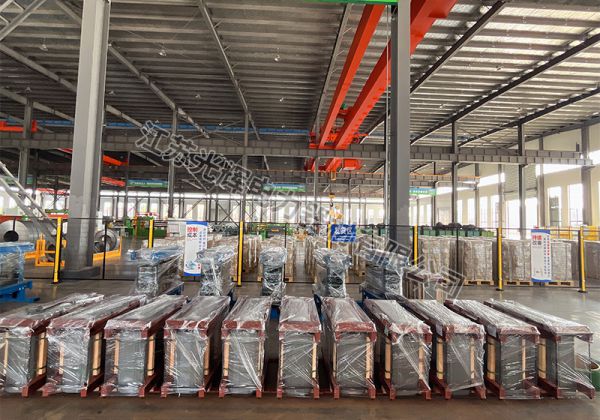 ��ѹ����о